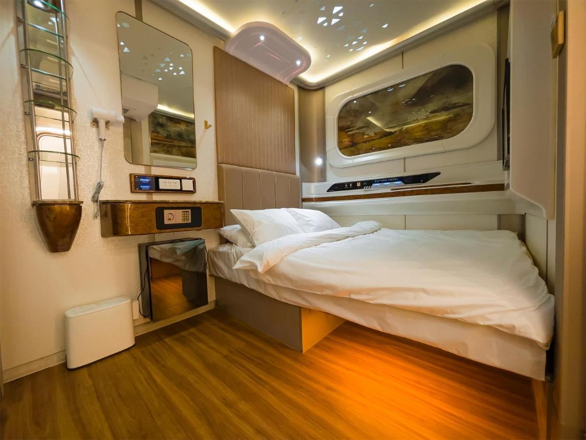 Caps Lock Future Hotel Astana Bagian luar foto